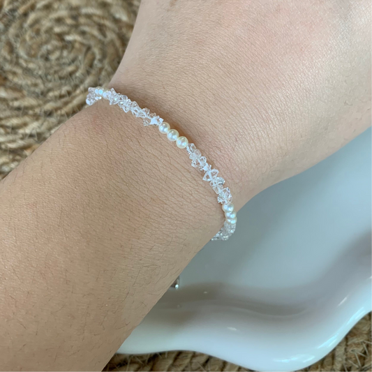 【Sparkle Whisper】White quartz with baby freshwater pearl bracelet s925