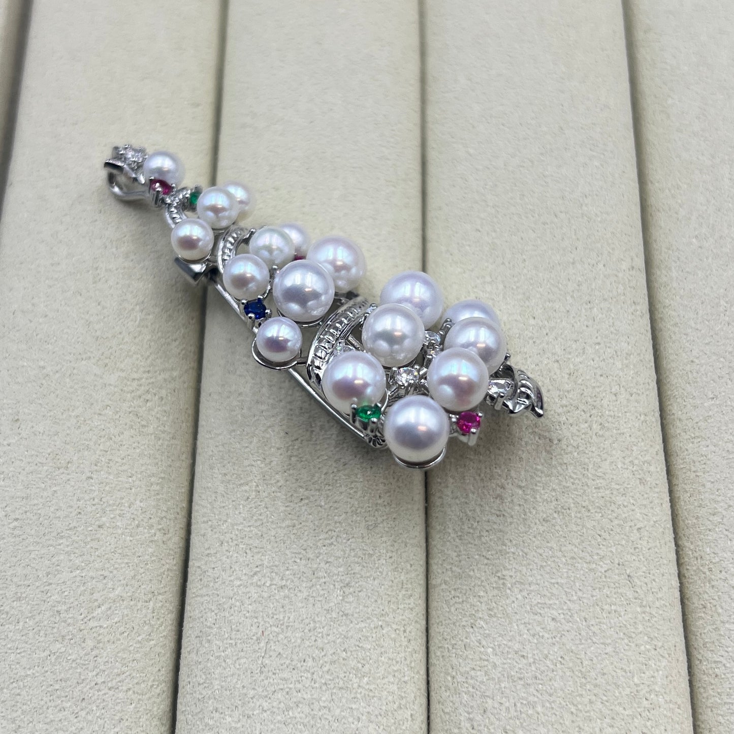 Christmas Tree Pearl Brooch