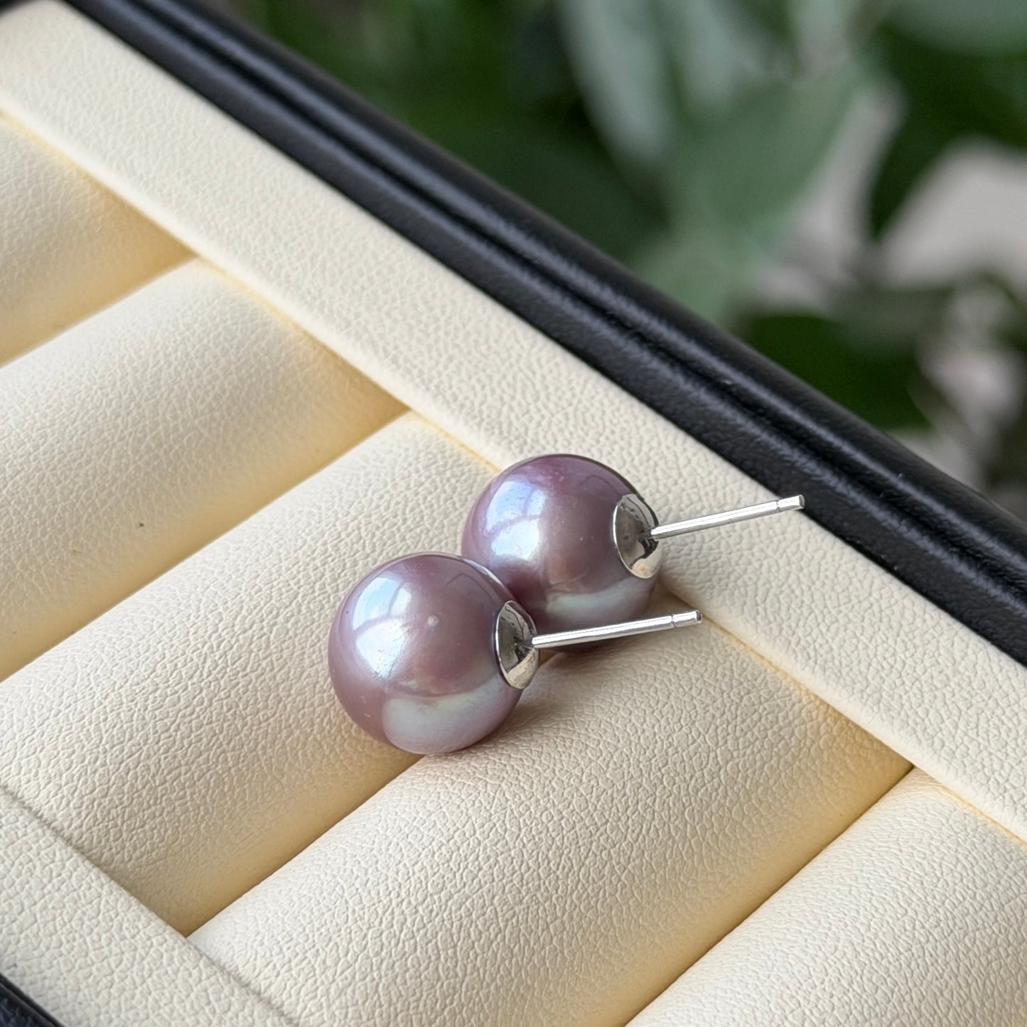 11-12mm Edison Ube Purple Pearl earring studs s925