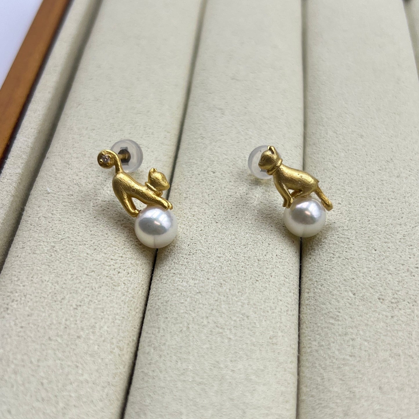 Kitty Akoya Pearl Earring Stud s925 matte finish