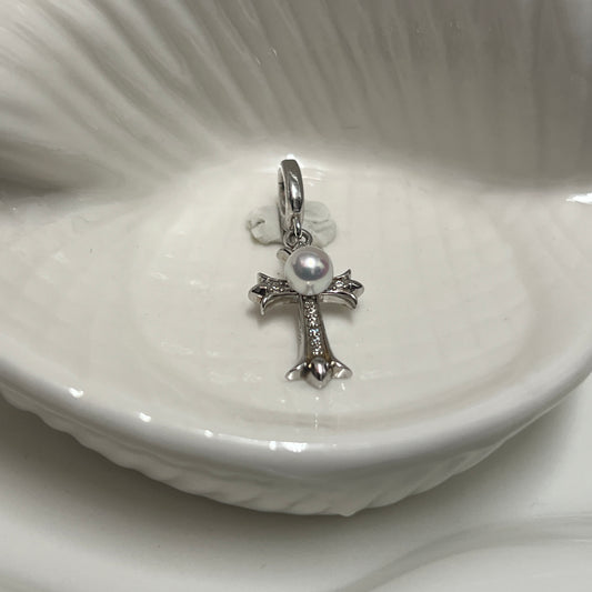Cool and trendy cross freshwater pearl detachable pendant s925