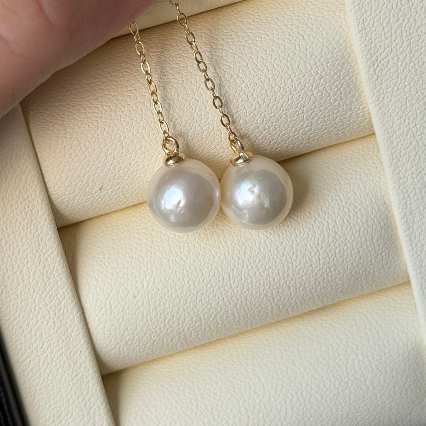 9mm cream white color freshwater pearl earrings drop style s925 grown marks on the surface