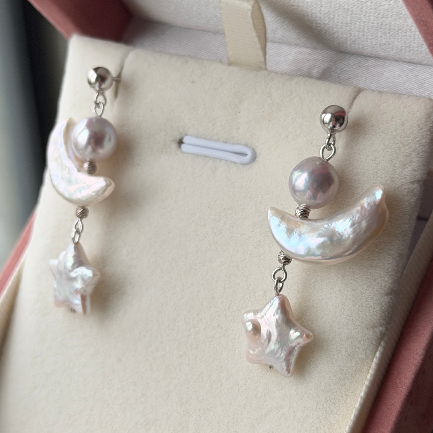 Moon star Pearl dainty earring s925