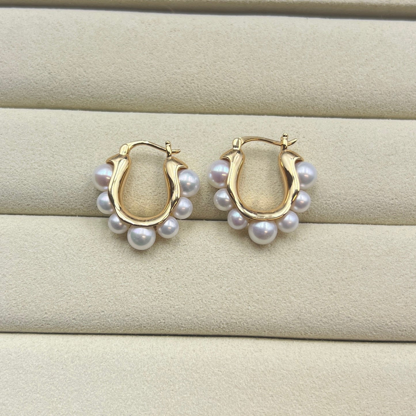 Golden pearl Hoop earrings s925