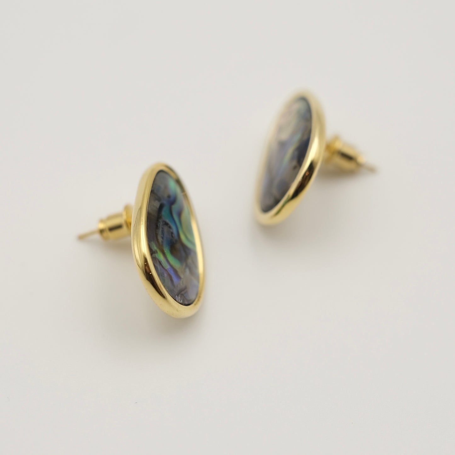 Black Oyster earring studs