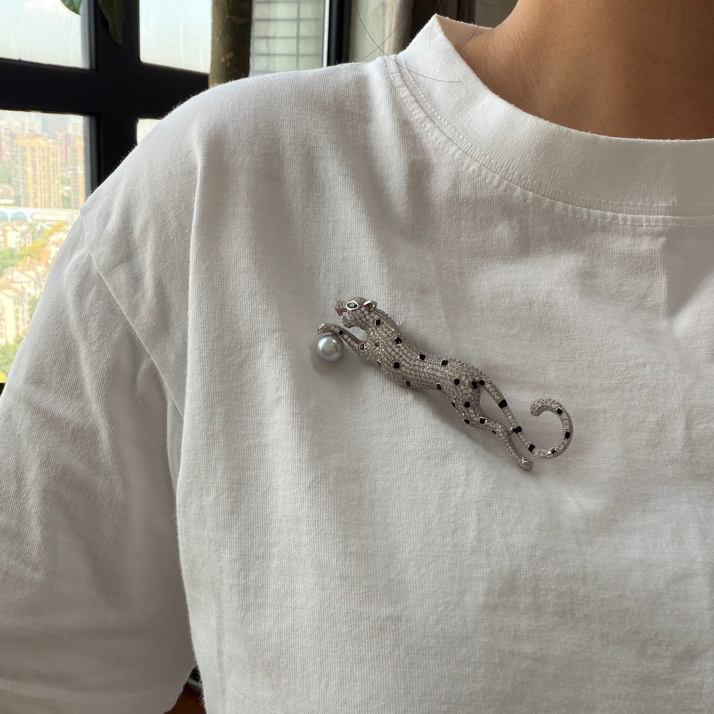 8-9mm Akoya Madama color Leopard Brooch Alloy