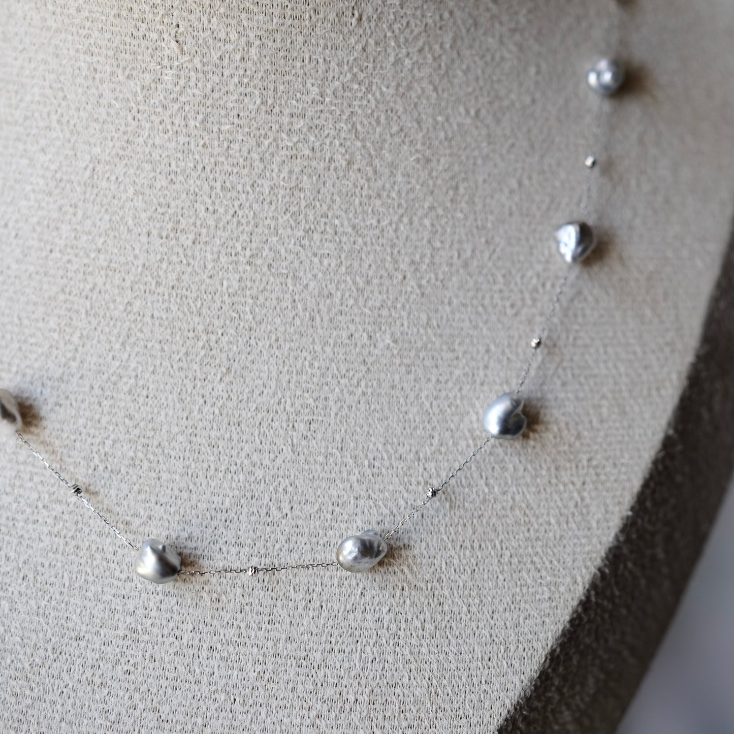 Luxury Black Tahitian Seawater keshi pearl 18k white gold starry night Necklace