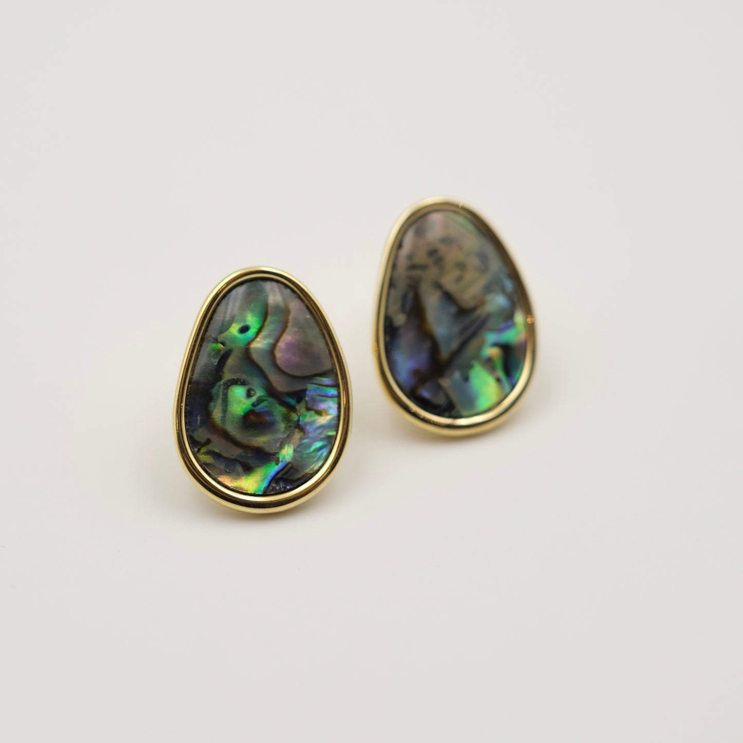Black Oyster earring studs