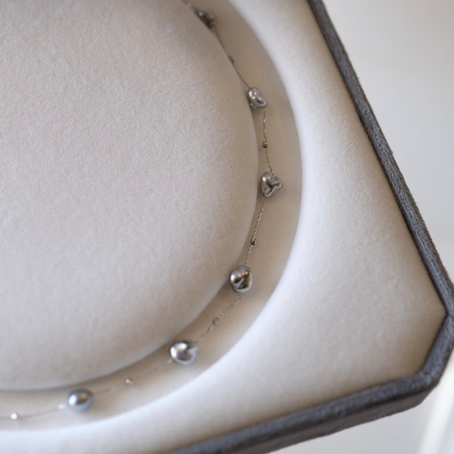 Luxury Black Tahitian Seawater keshi pearl 18k white gold starry night Necklace