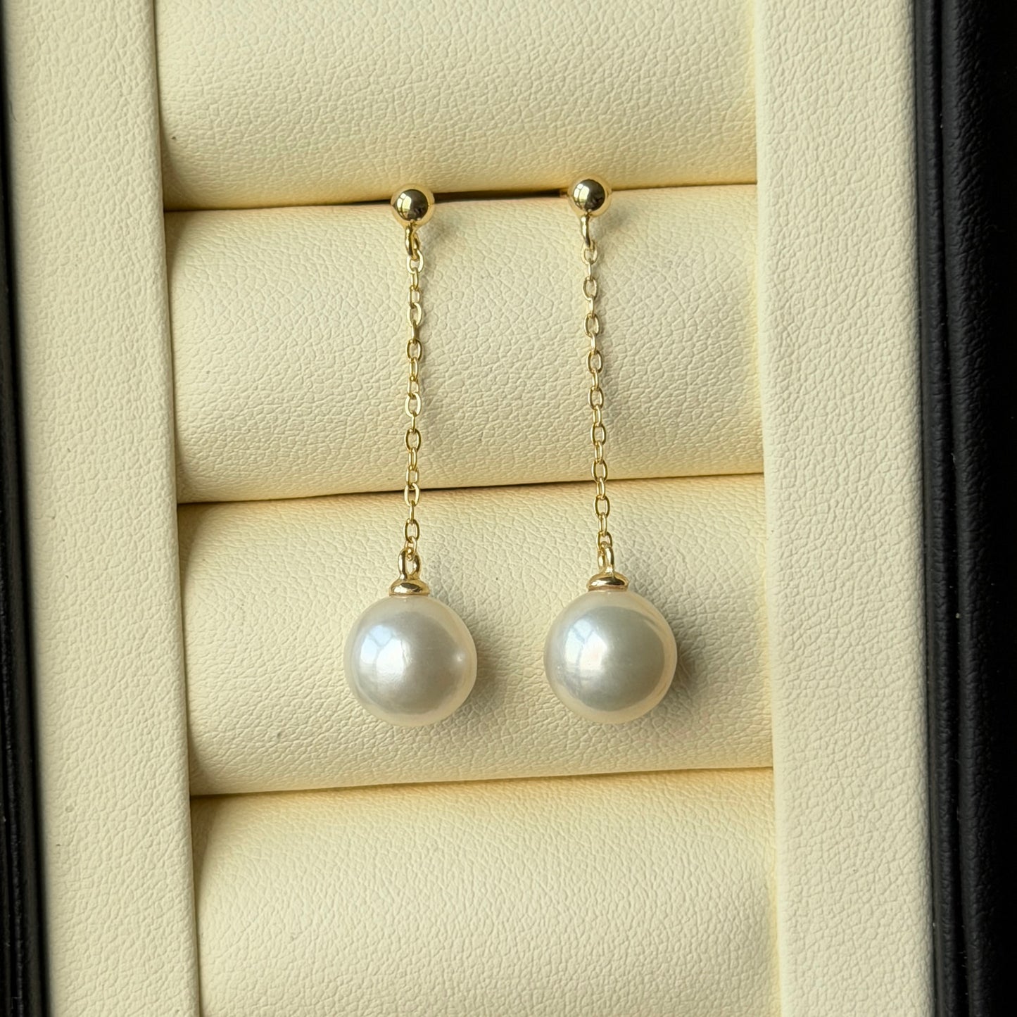 9mm cream white color freshwater pearl earrings drop style s925 grown marks on the surface