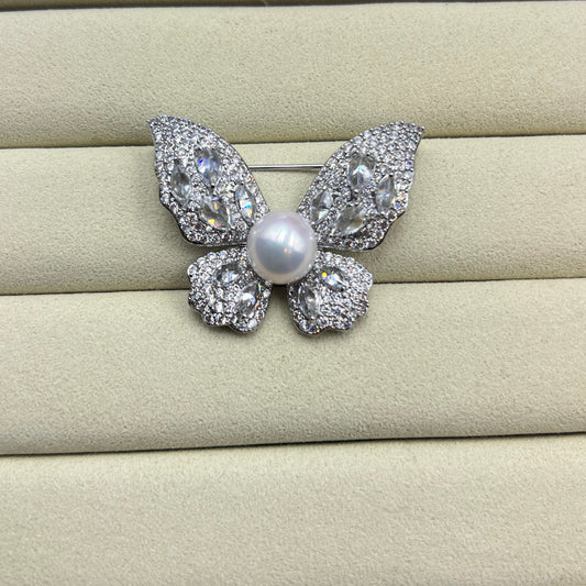 Butterfly Pearl Brooch 9.9mm