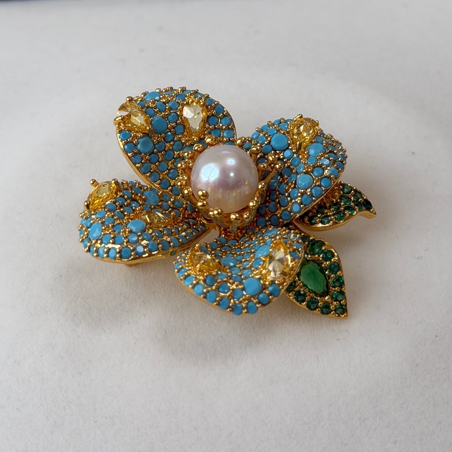 Blue yellow floral pearl brooch alloy