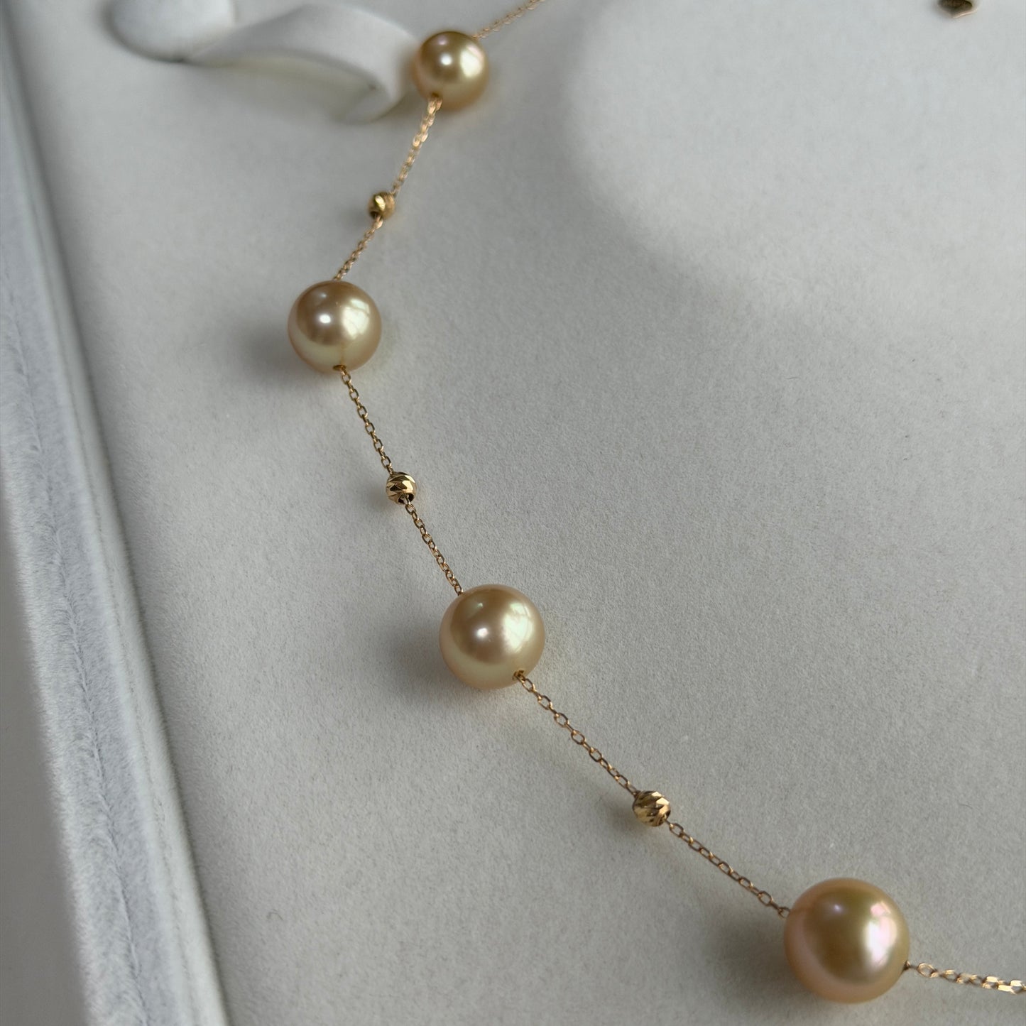 8-11mm South Sea Golden Pearl Starry Night Au750 necklace 18k gold