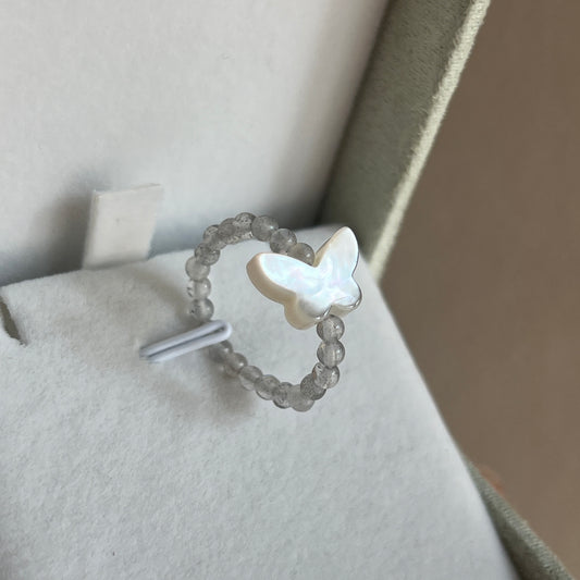 Mother of pearl butterfly ring with moonstone elastic band