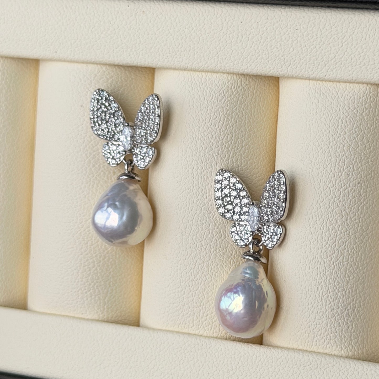 Metallic luster Butterfly freshwater pearl baroque pearl earrings s925 9-10mm