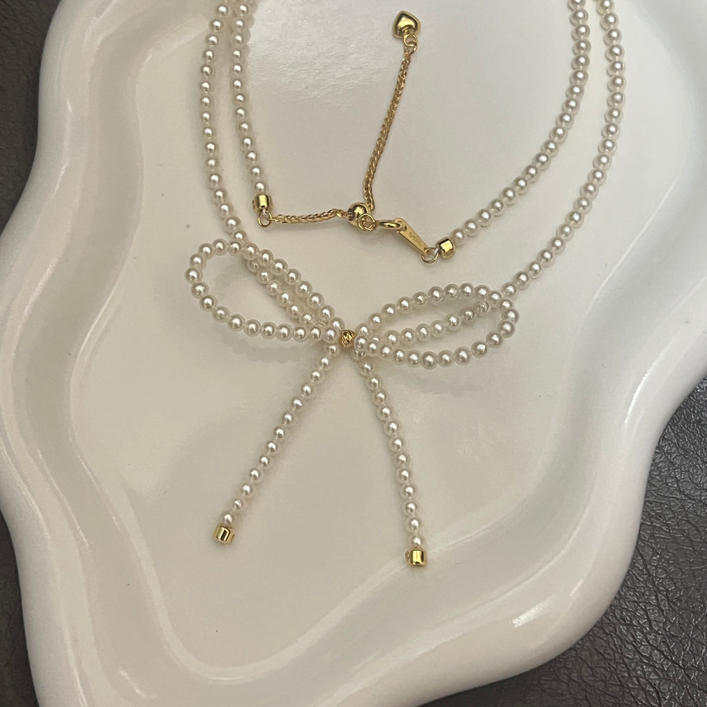 Handmade Bowtie Freshwater pearl Necklace s925 Length 17-18.5in