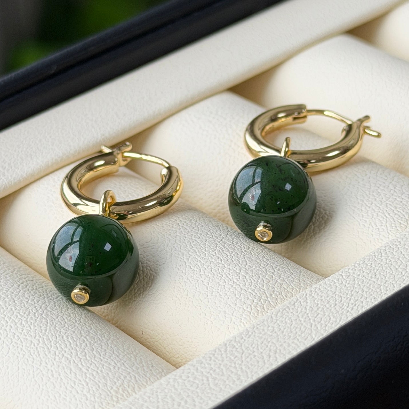 10mm Hetian Jade Hoop Earrings Two-way wear