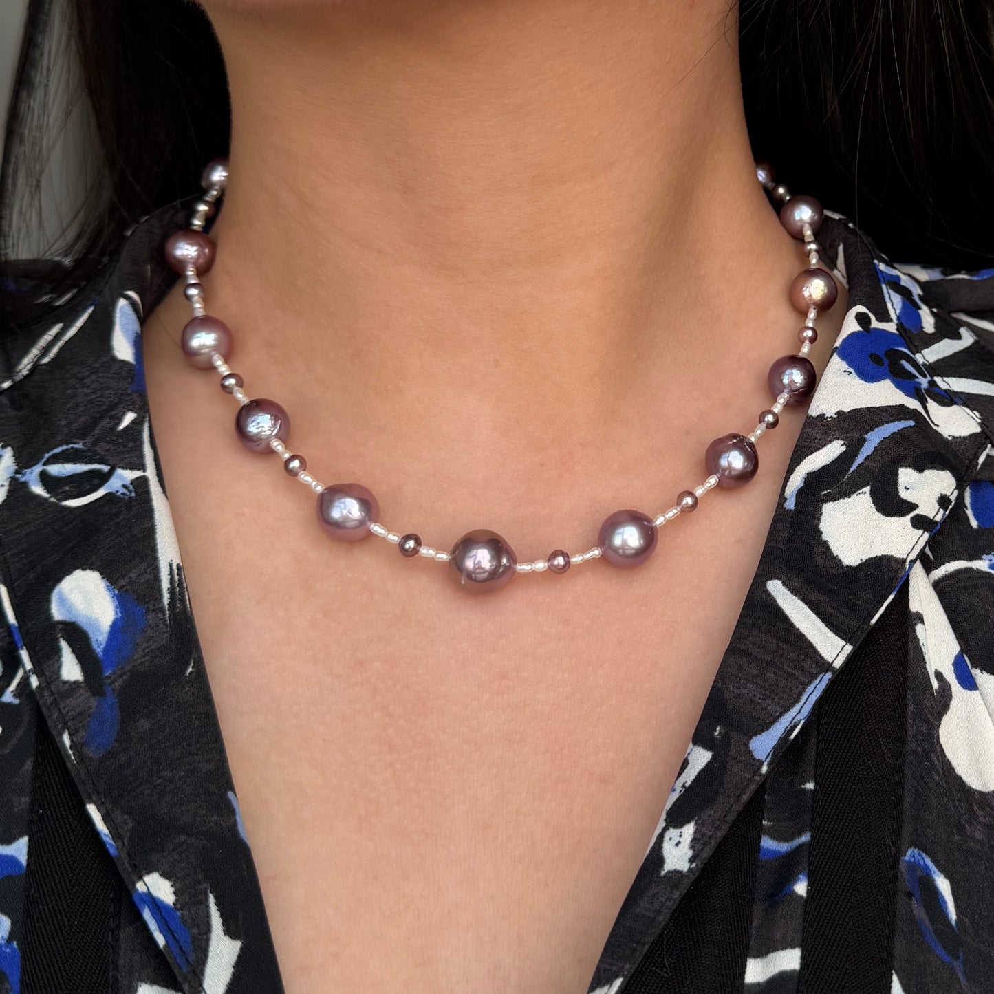 9.5-12mm & 4-5mm Metallic purple freshwater pearl necklace with white Freshwater Keshi s925