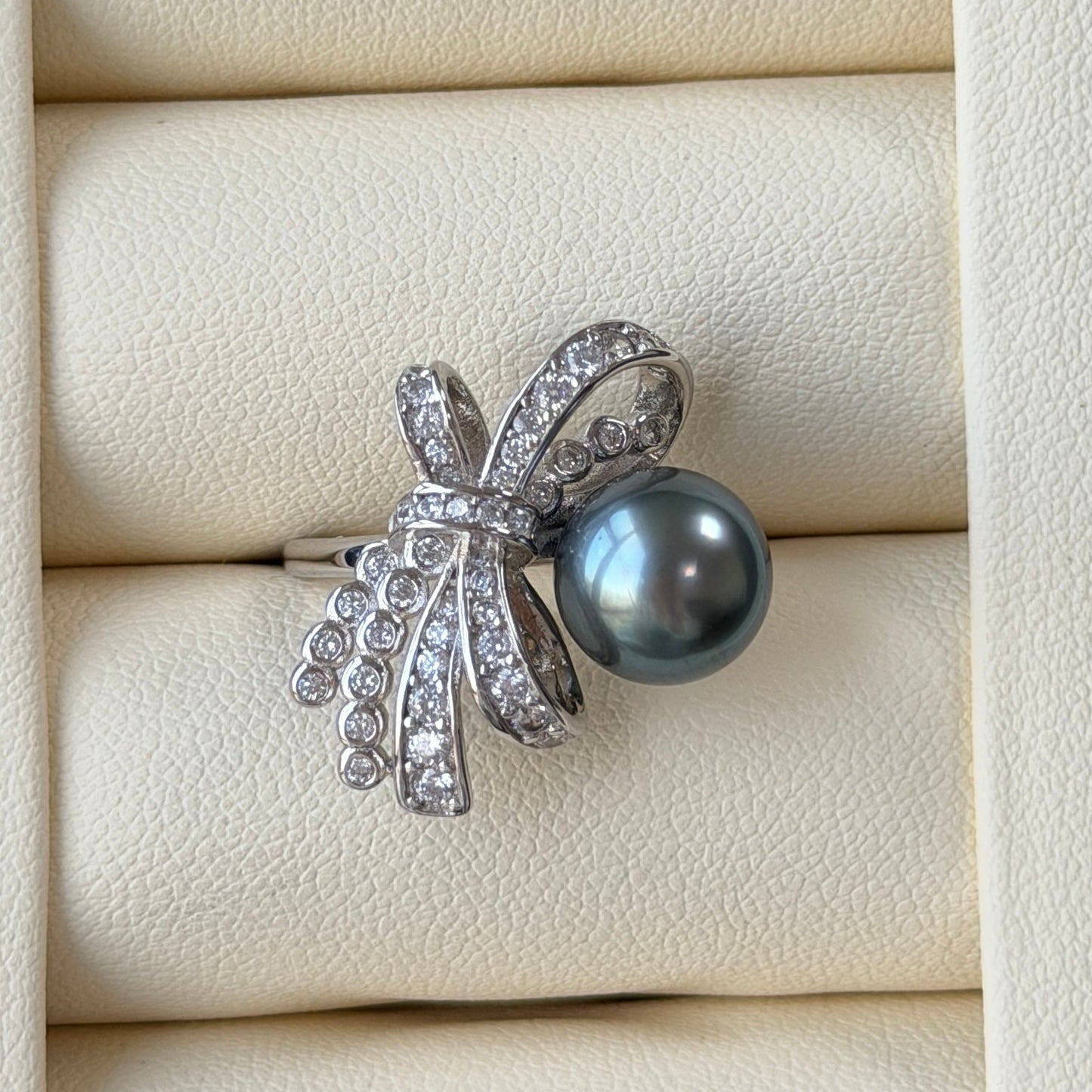 Black Tahitian pearl luxury bow cz stone ring s925