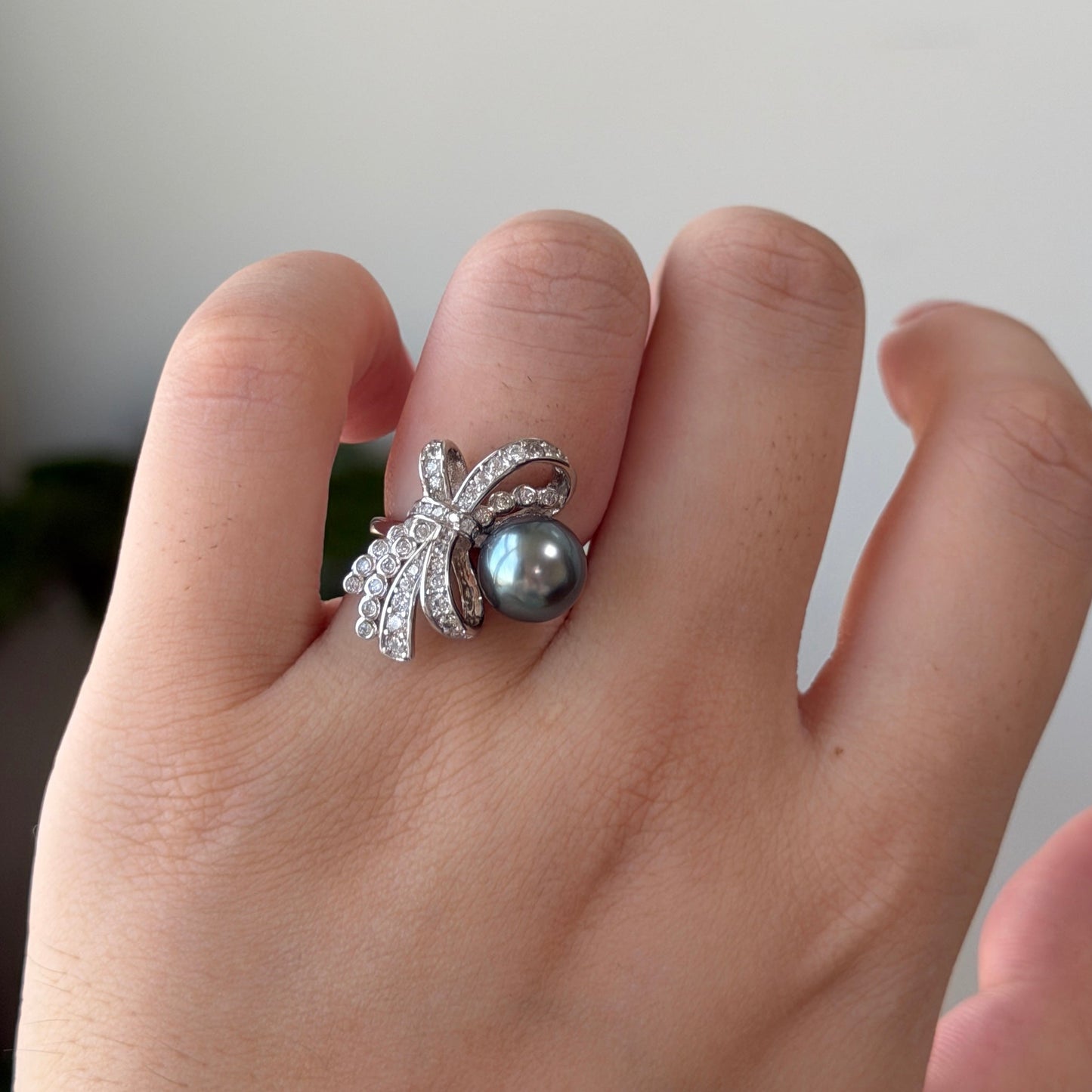 Black Tahitian pearl luxury bow cz stone ring s925