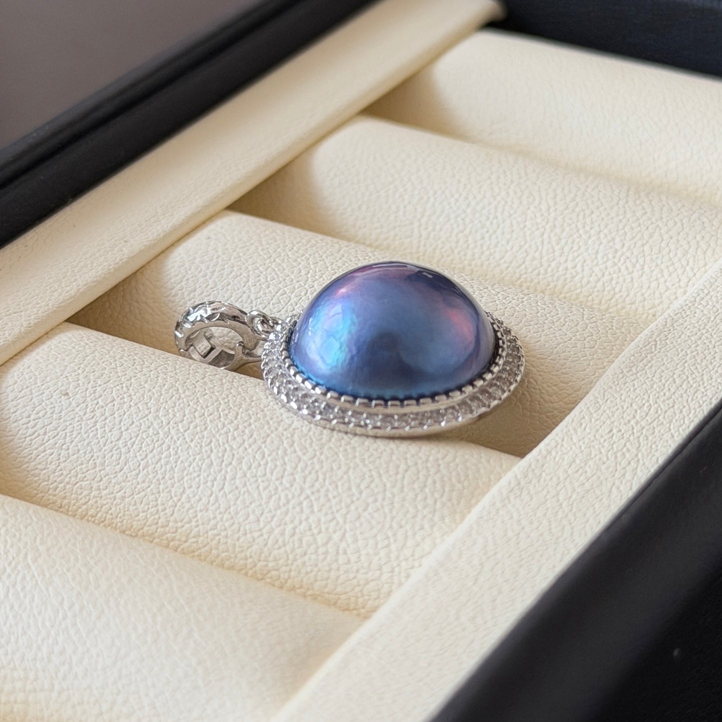 Ocean Blue Mabe pendant ONLY s925 detachable style Mabe size 14.8mm Setting 19mm