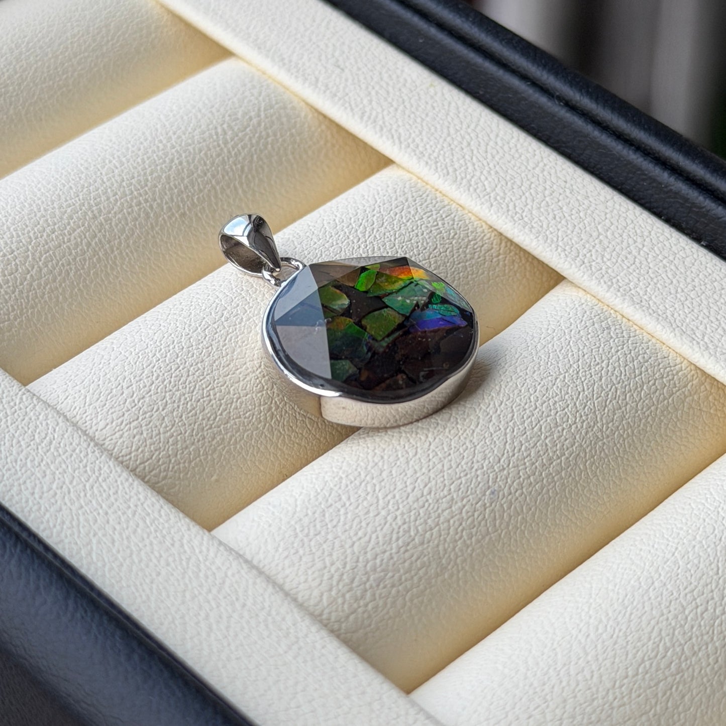 Ammonite mosaic style Necklace 6.5cm s925 (reassembled)