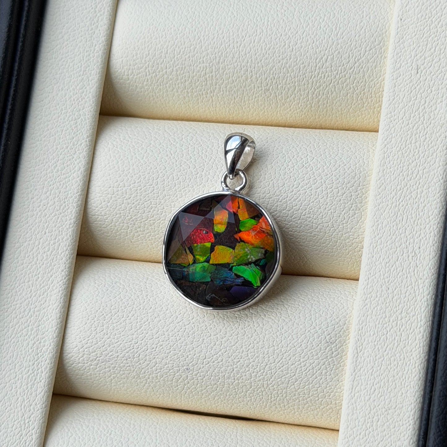Ammonite mosaic style Necklace 6.5cm s925 (reassembled)