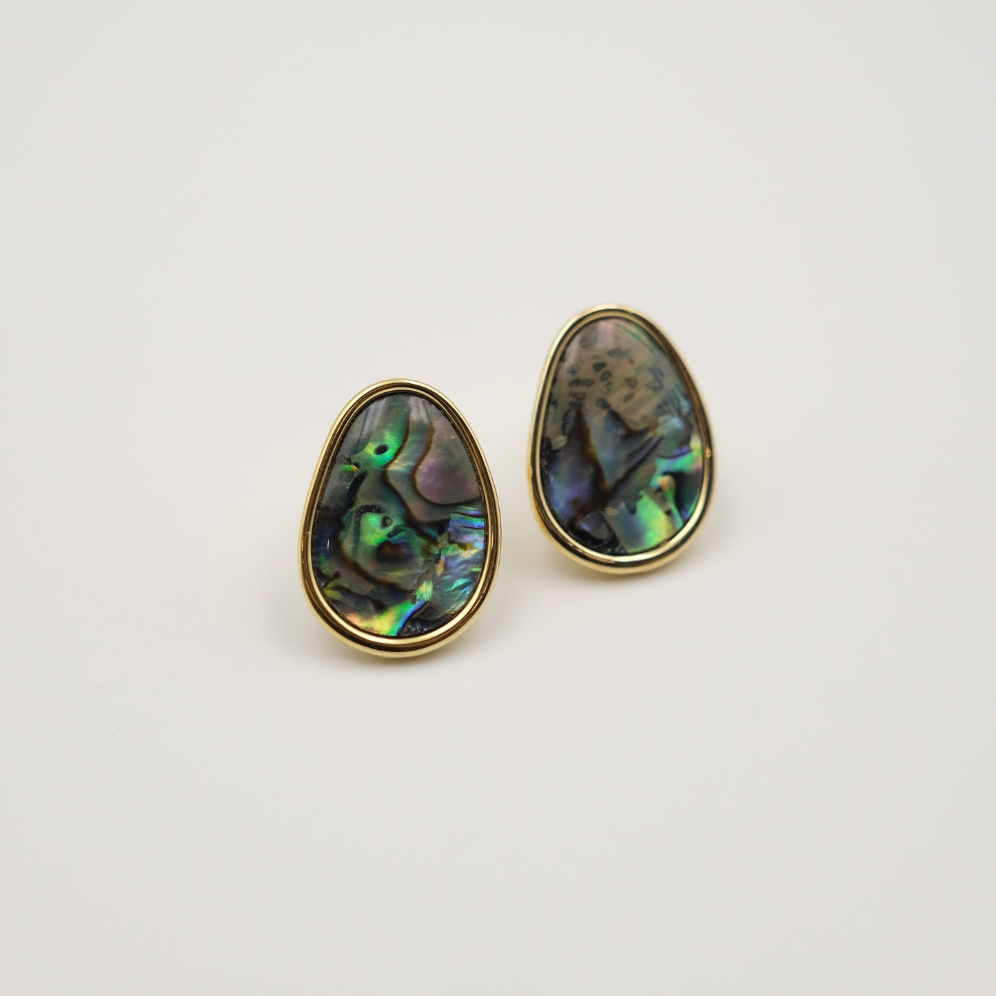Black Oyster earring studs