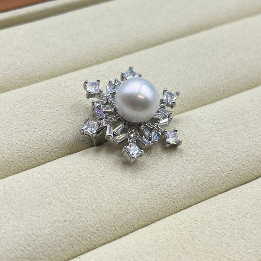 Freshwater Pearl Snowflake Brooch