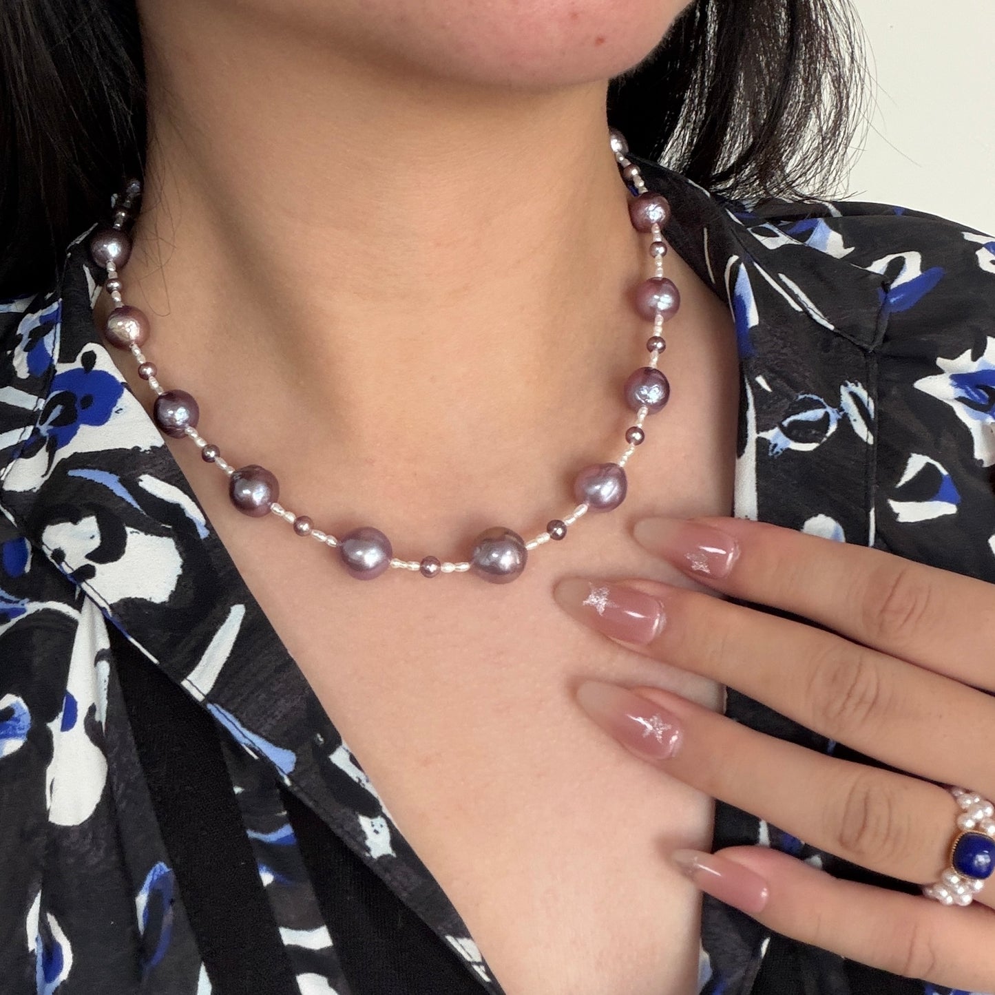 9.5-12mm & 4-5mm Metallic purple freshwater pearl necklace with white Freshwater Keshi s925