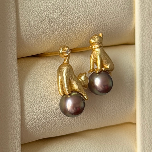 Super cute Kittie Earring studs Matte finish Japanese made s925 Top grade purple pearl 6mm