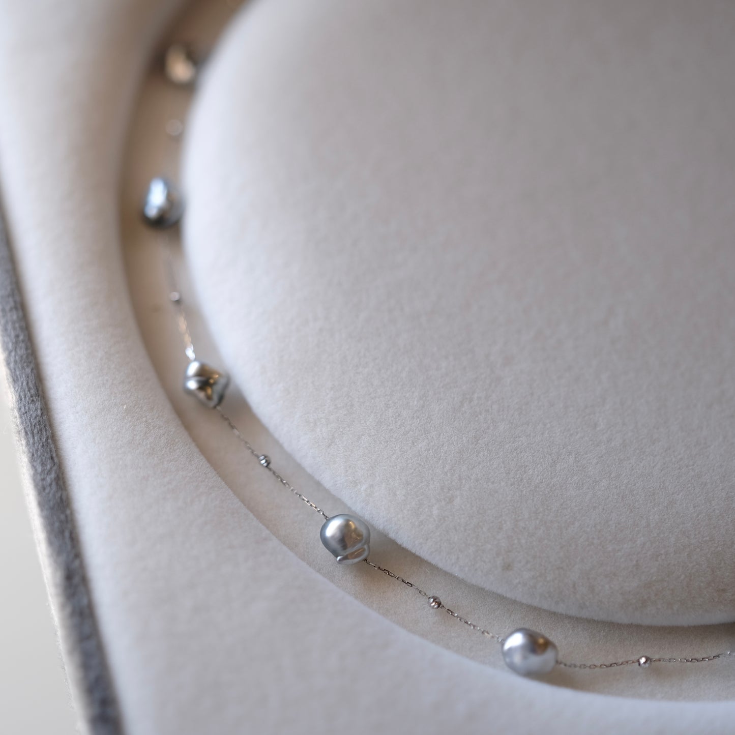 Luxury Black Tahitian Seawater keshi pearl 18k white gold starry night Necklace