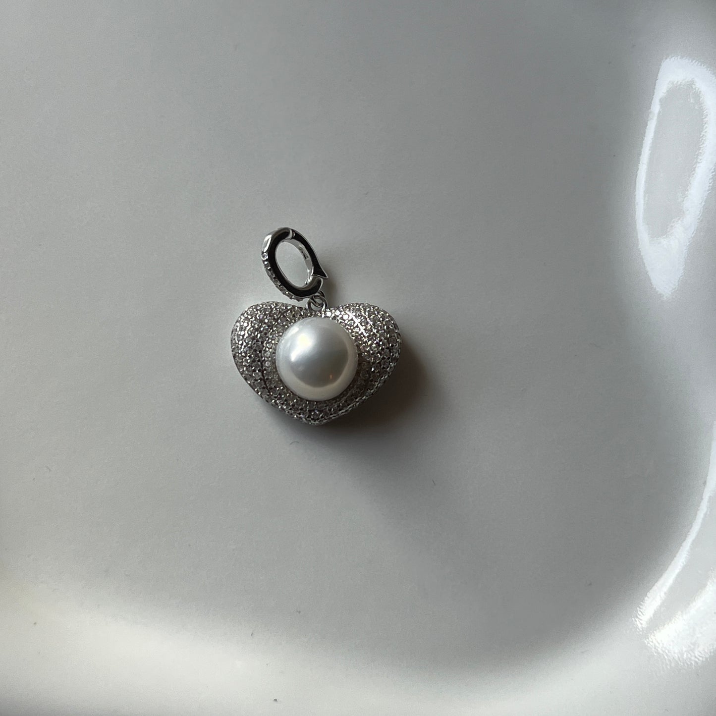 Freshwater pearl heart pendant with universal closure s925 pendant only