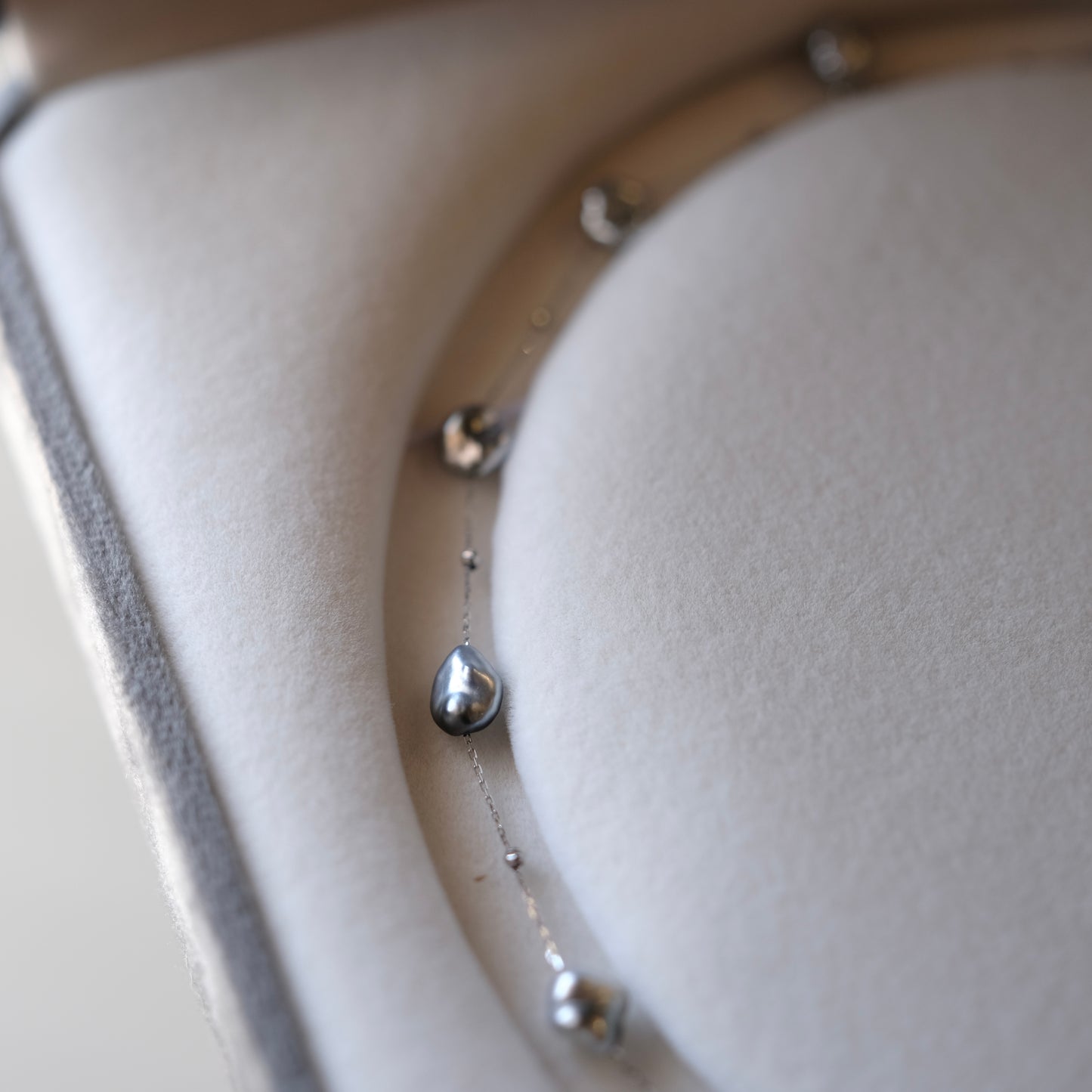 Luxury Black Tahitian Seawater keshi pearl 18k white gold starry night Necklace