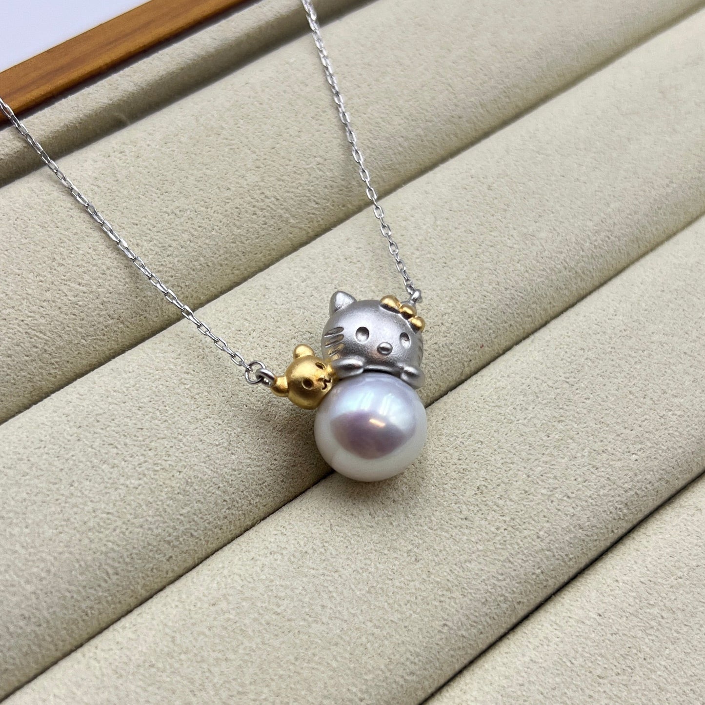 HK Freshwater Pearl Necklace s925