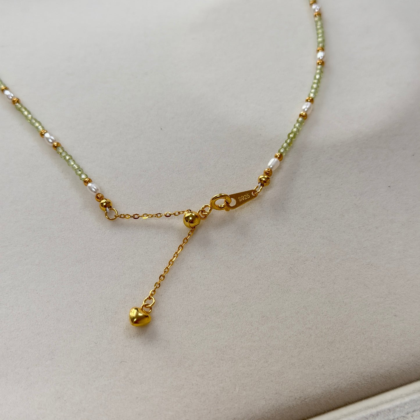 Peridot mini pearl necklace s925