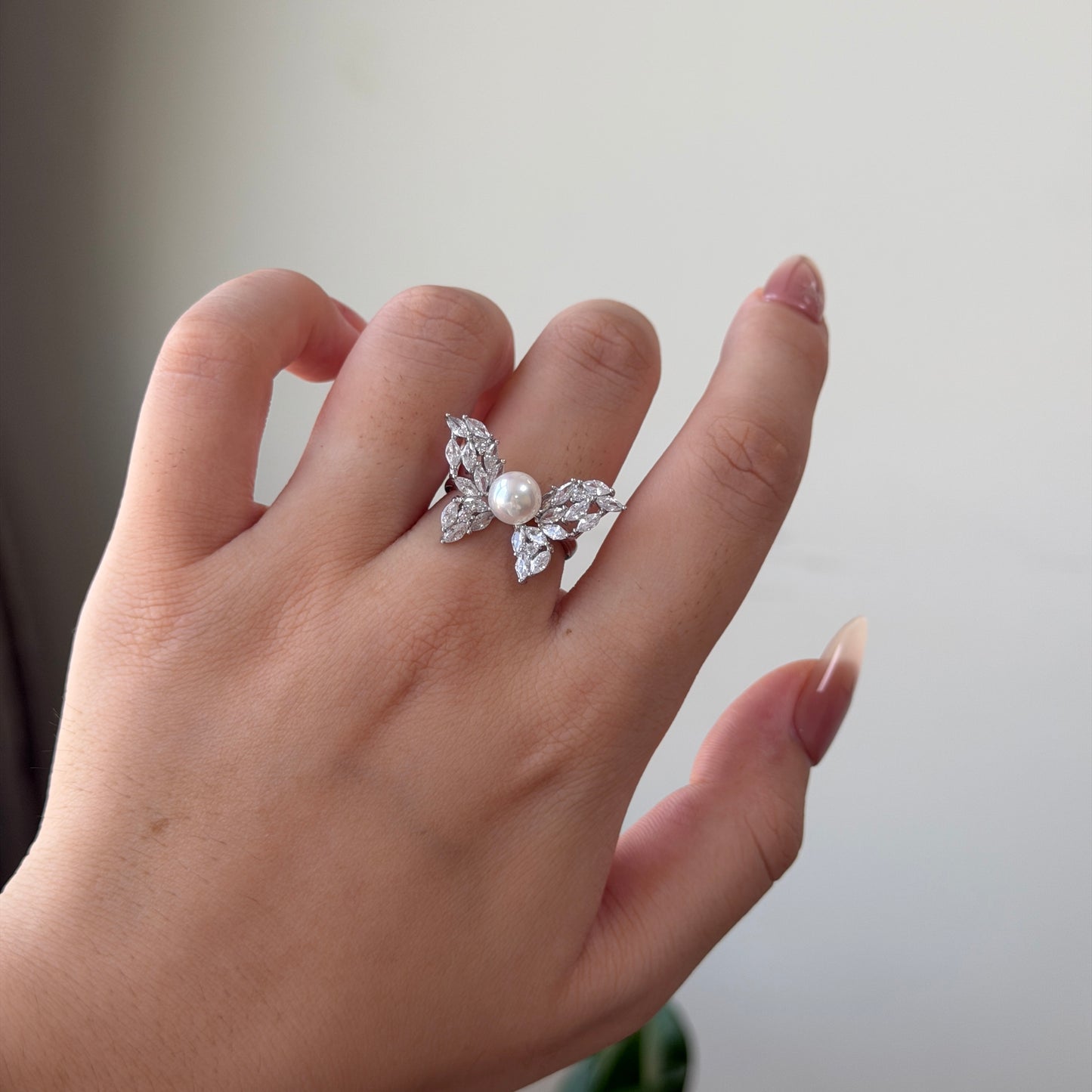 Stunning Butterfly Akoya pearl ring amazing luster s925 adjustable size