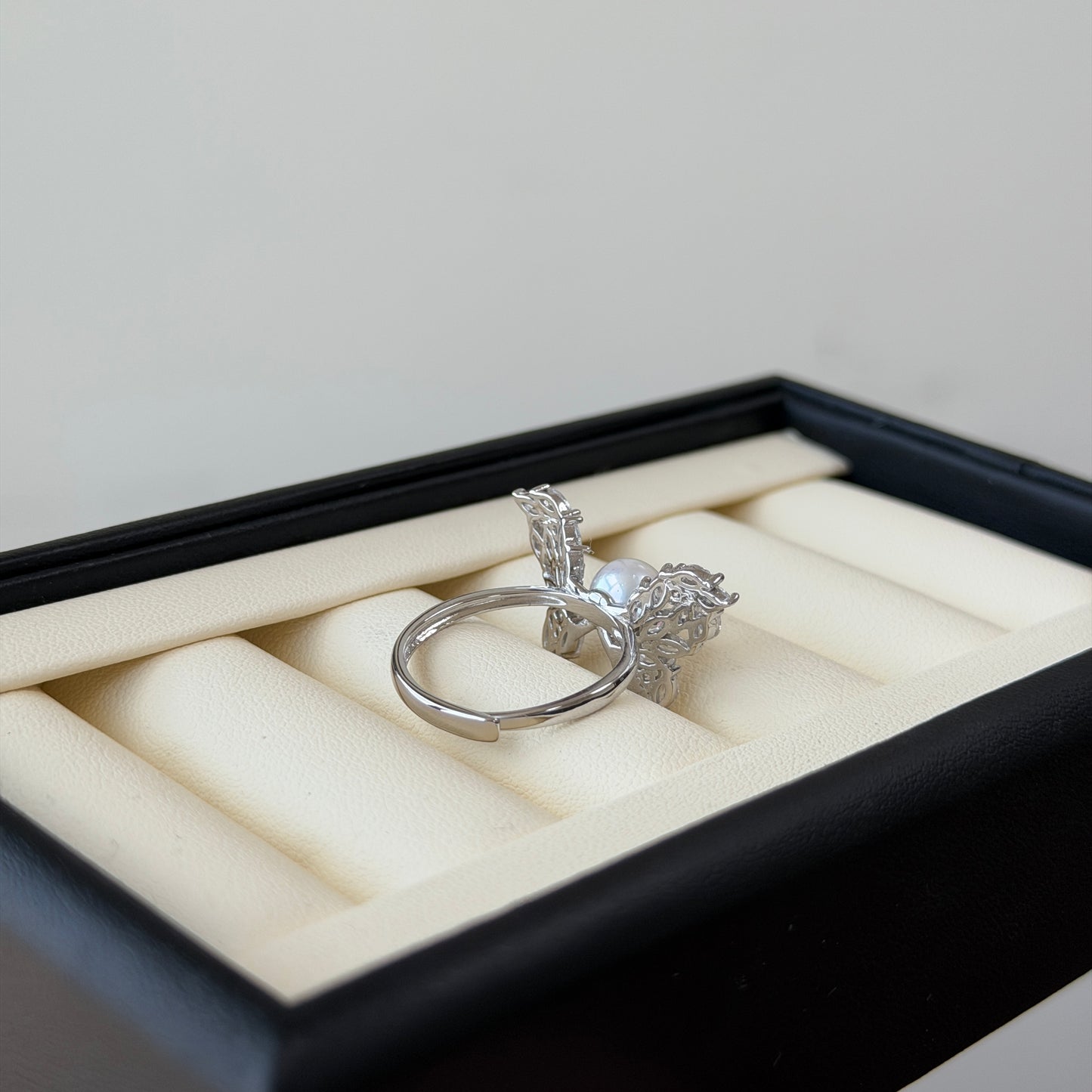 Stunning Butterfly Akoya pearl ring amazing luster s925 adjustable size