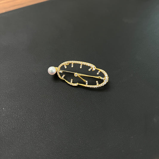 Clock Pearl Brooch Alloy Metal