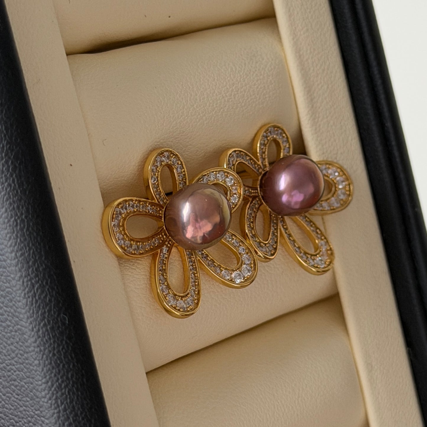 Golden Flower Metallic metal purple pearl earrings s925 cz stones