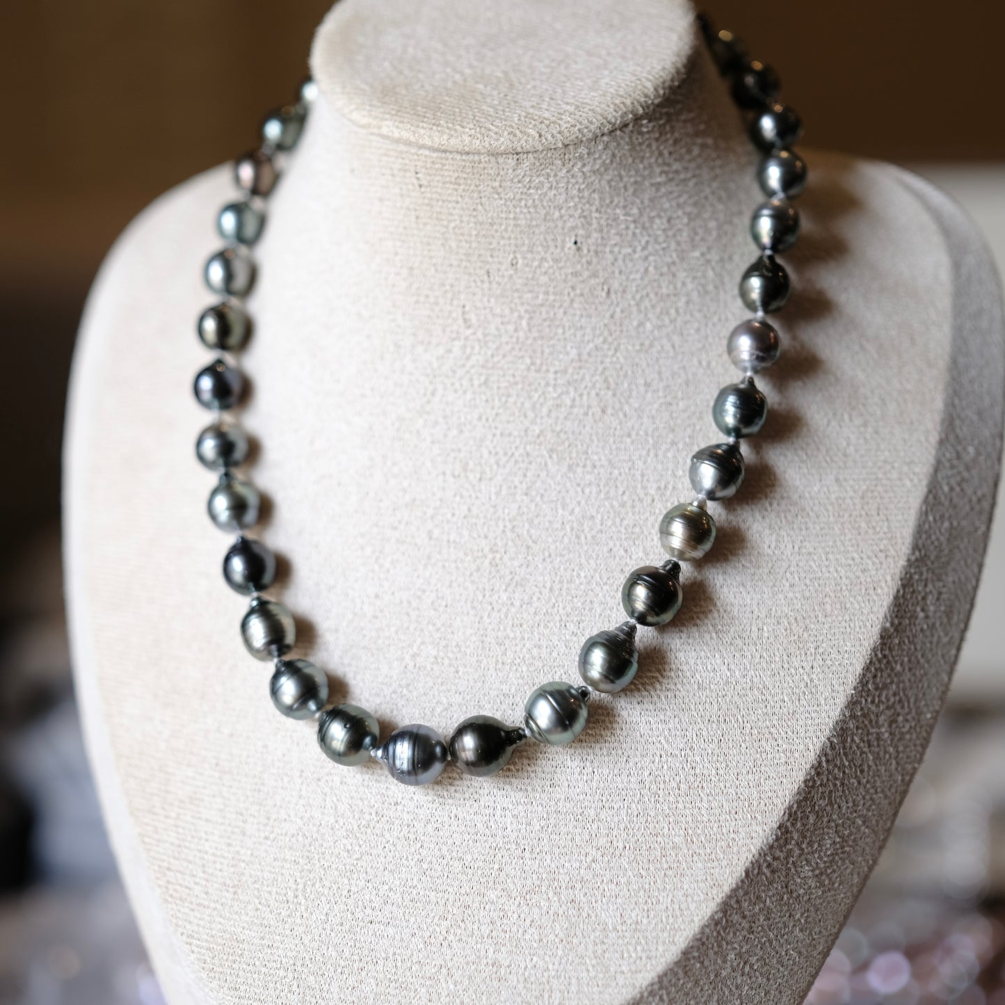 Black Tahitian Baroque bee hive full strand s925 clasp