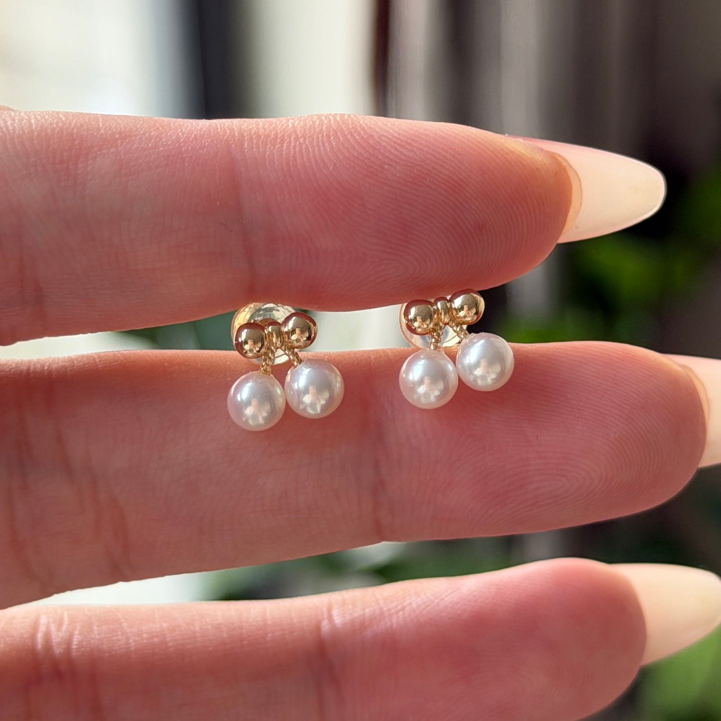 Super cute Cherry freshwater pearl earring studs 4.5mm s925