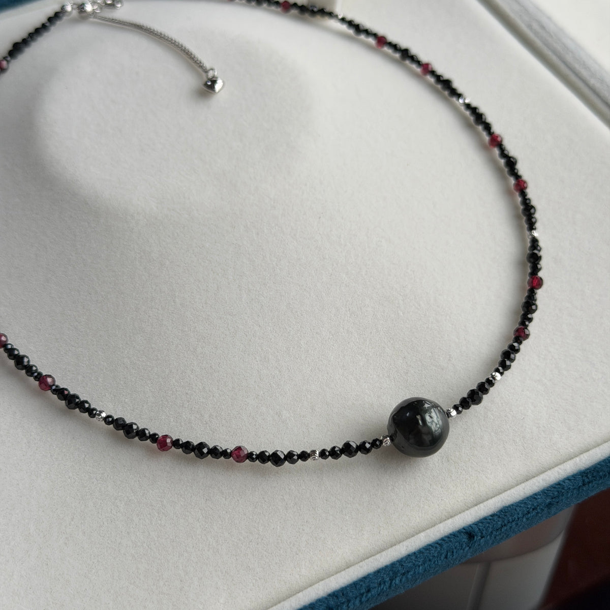 11mm Black Tahitian Pearl black spinel and garnet necklace s925