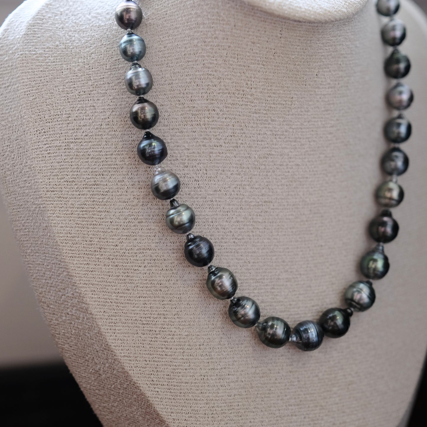 Black Tahitian Baroque bee hive full strand s925 clasp