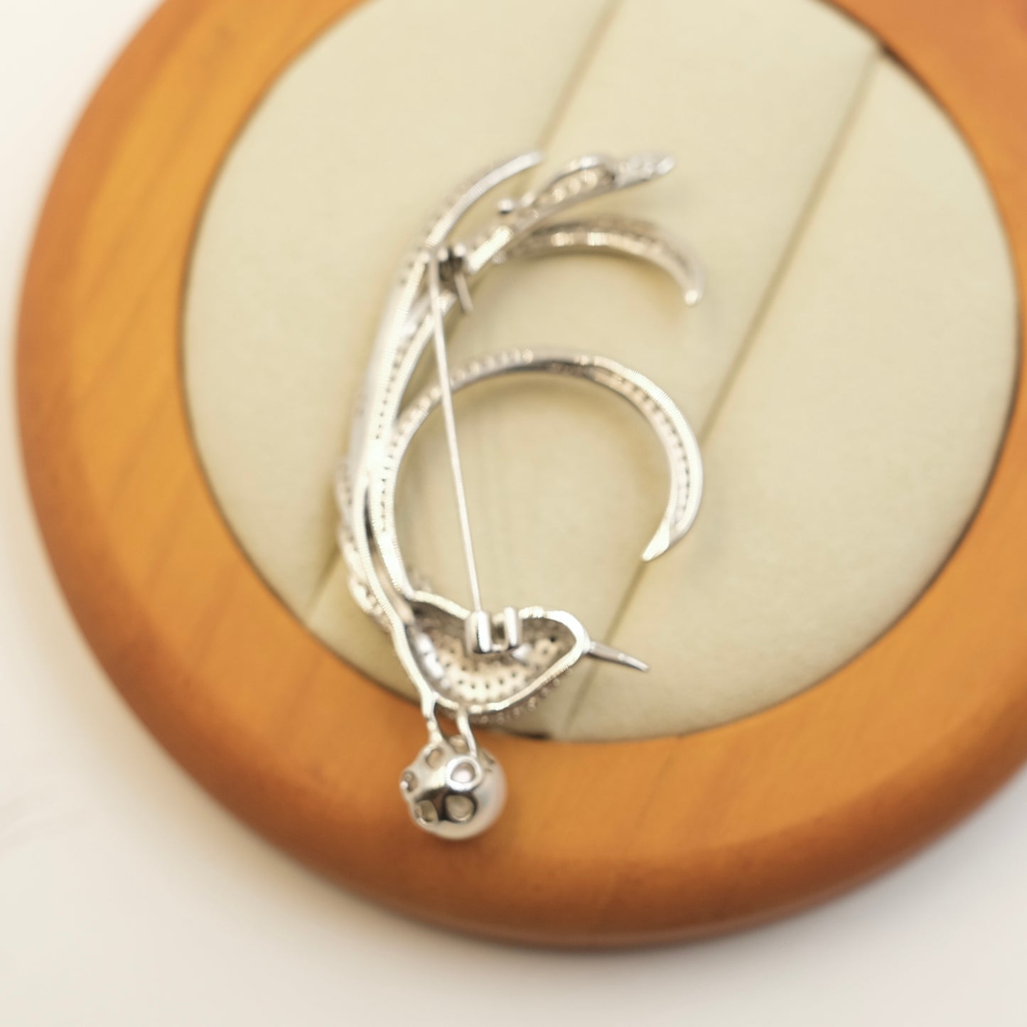 Bird Freshwater Pearl Brooch