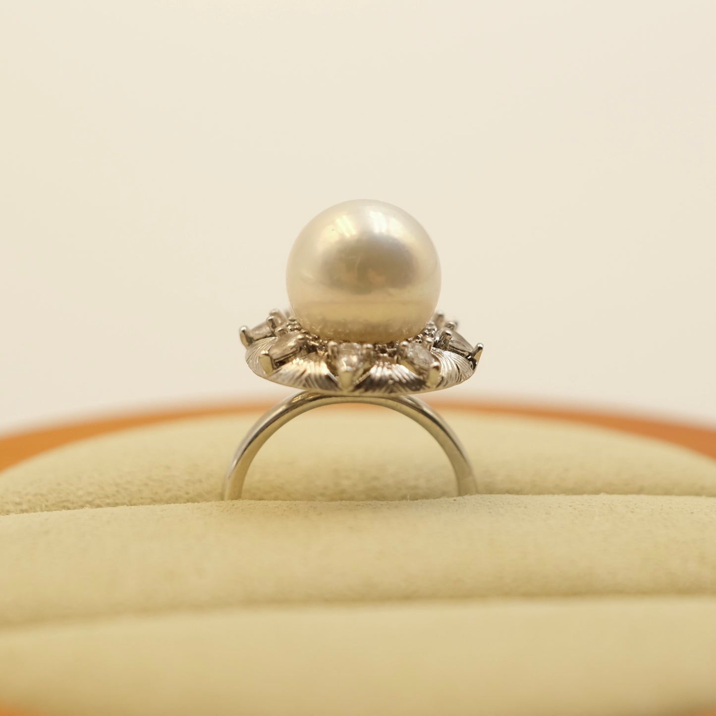 Vintage Floral White Freshwater Edison Pearl Ring Alloy with white gold plated