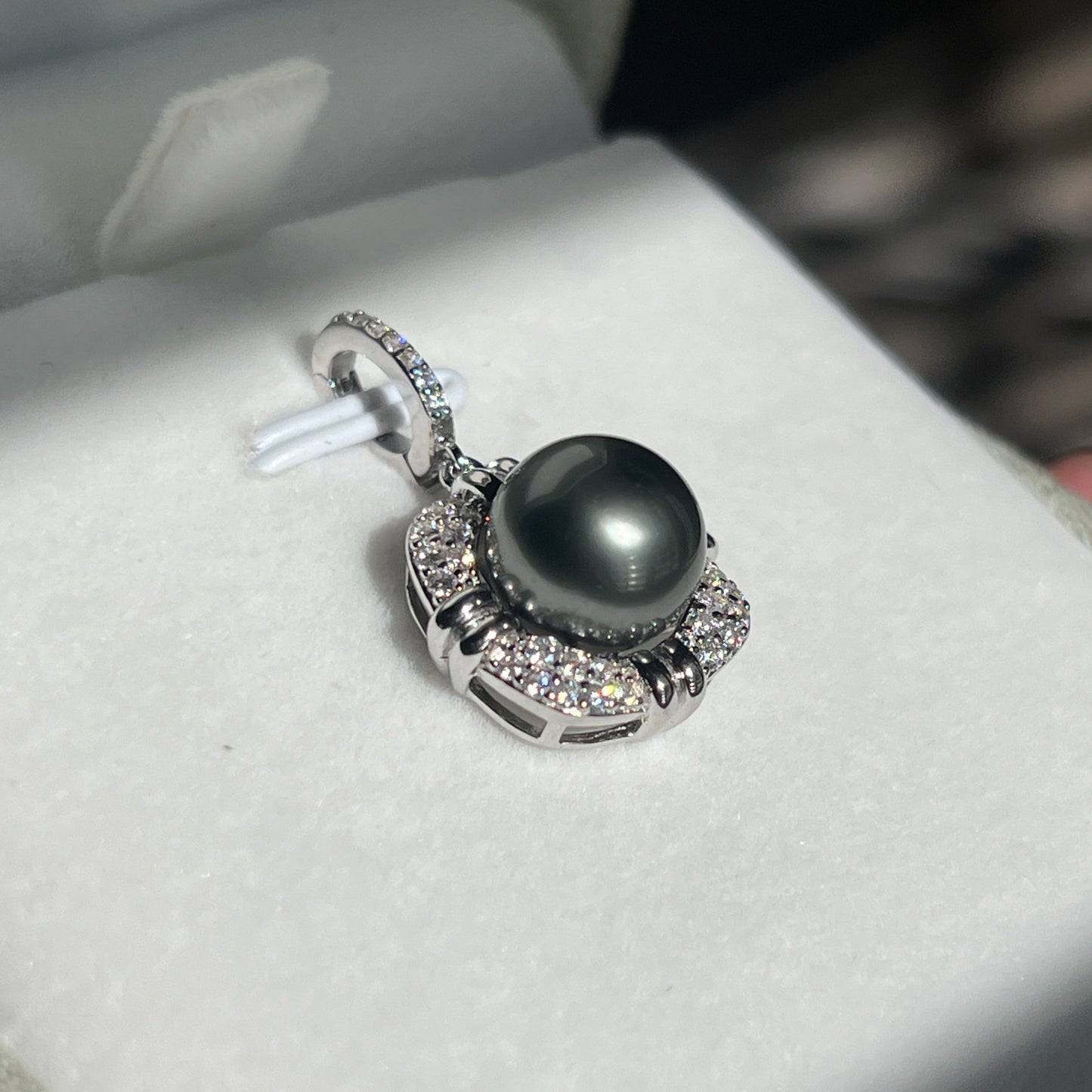 9-10mm Black Tahitian Pearl Universal clasp s925 setting w/chain
